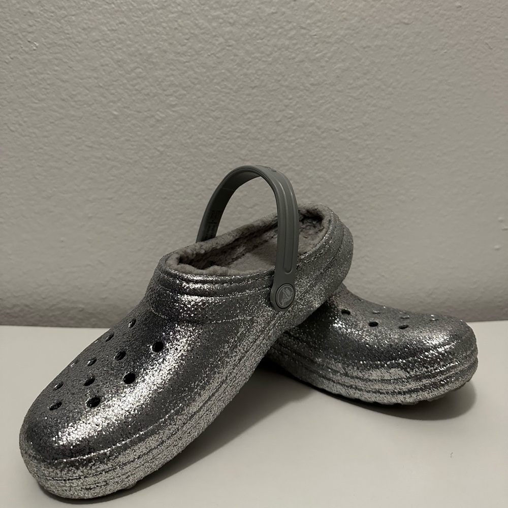 ✨Kids Glitter Silver Slipper Crocs✨